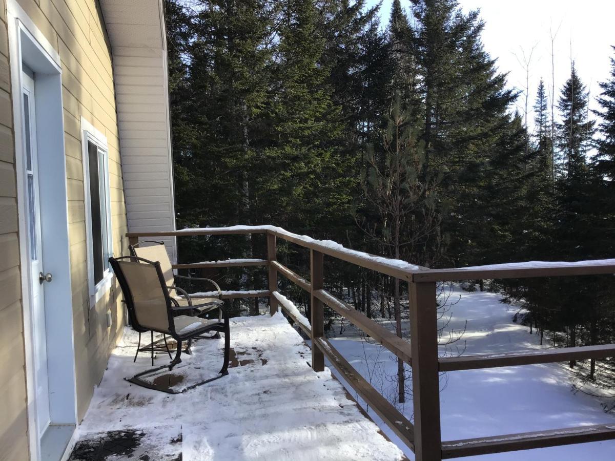 Lodge Nature Laurentides Val-des-Lacs Exterior foto